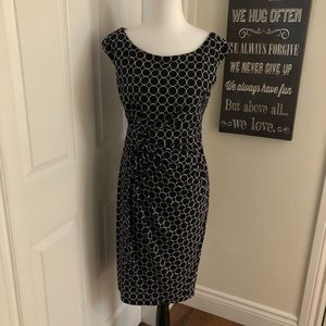 NWOT Sophisticated Connected Size 8 Petite dress